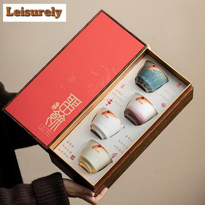 Tazze e bicchieri – Servizi da tè e tazzine