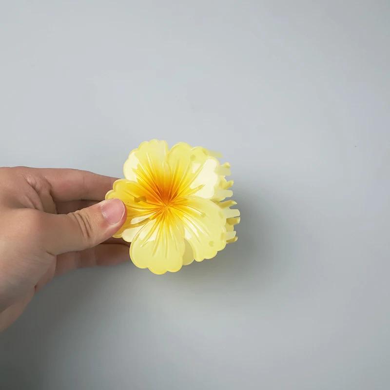 

Gradient Flower Acrylic Hair Claw Clip for Women Sweet Hair Claws Crab Clamp Barrettes Hawaiian Headwear Accessories
