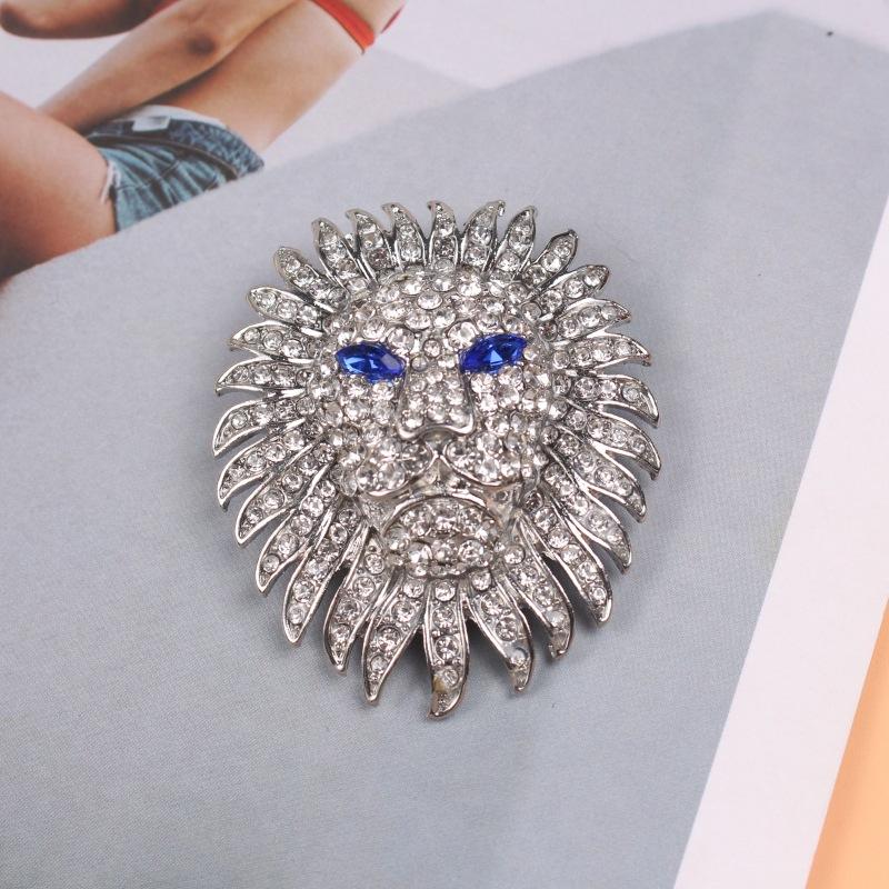 Full Strass Djur Kristall Lejonhuvud Dominant Nål Kappa Korsage Tillbehör Brosch