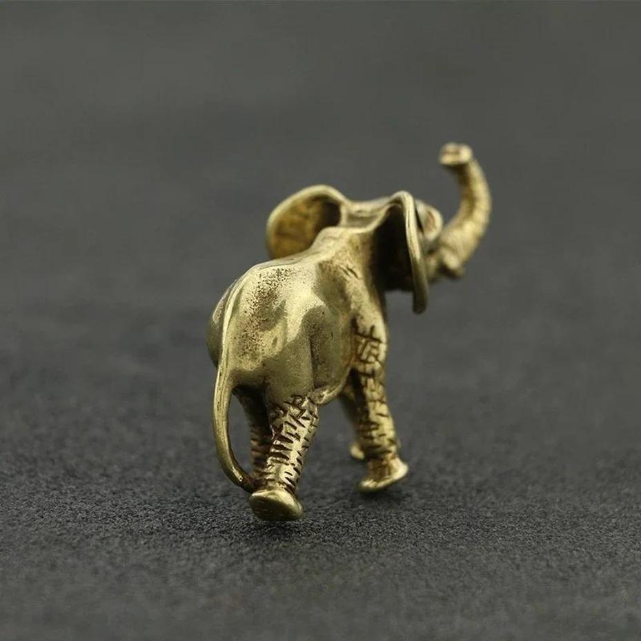 1 Pcs Office Tea Art Bronze Carving Handle Pet Desktop Animal Decoration Bronze Mini Elephant Doll Home Decoration