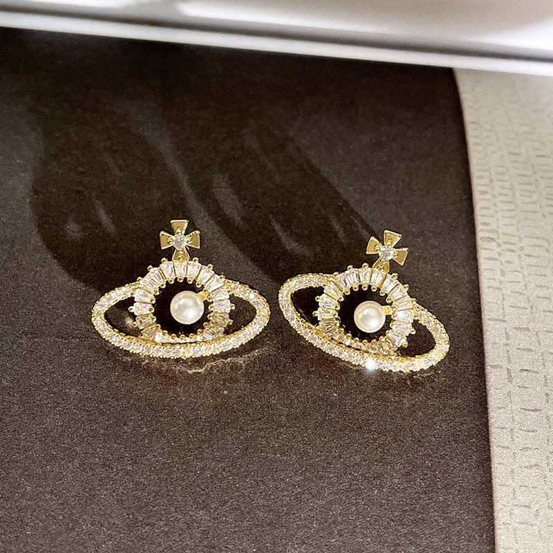 Vintage Black Series Stud Earrings 925 Silver Needle Minimalist High-End Personality Accessories for Women