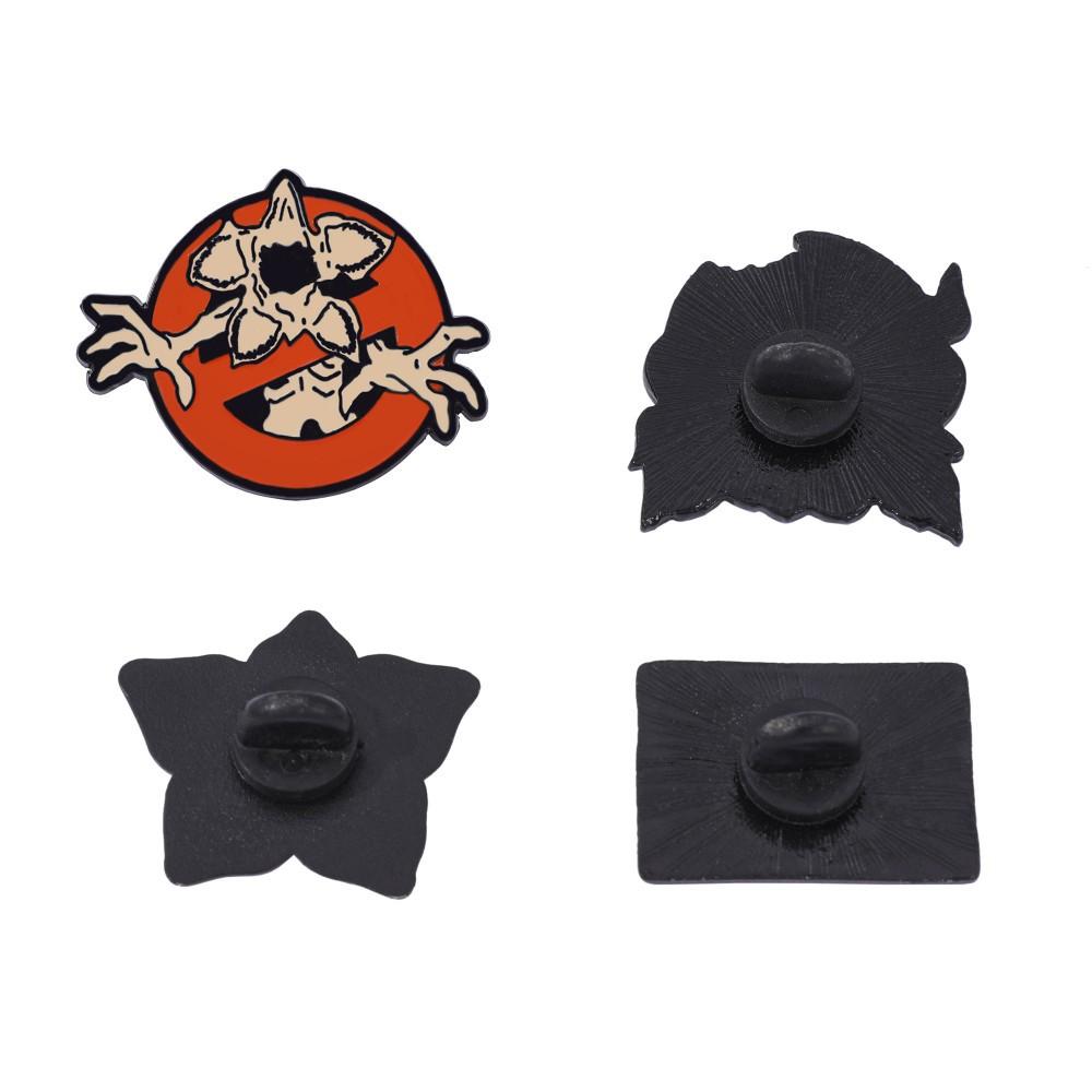 34 Odcinek Metalowa Odznaka Stranger Things Film Przygodowy Fantasy Postacie Filmowe i Telewizyjne Akcesoria Broszka ze Stopu Pin