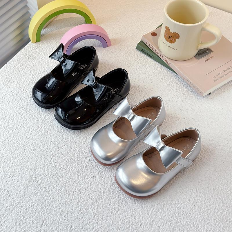 Kids Flat Shoes Solid Color Versatile Girls Leather Shoes Sweet Bows 2025 New Children Princess Shoes Round Toes Ins Trendy