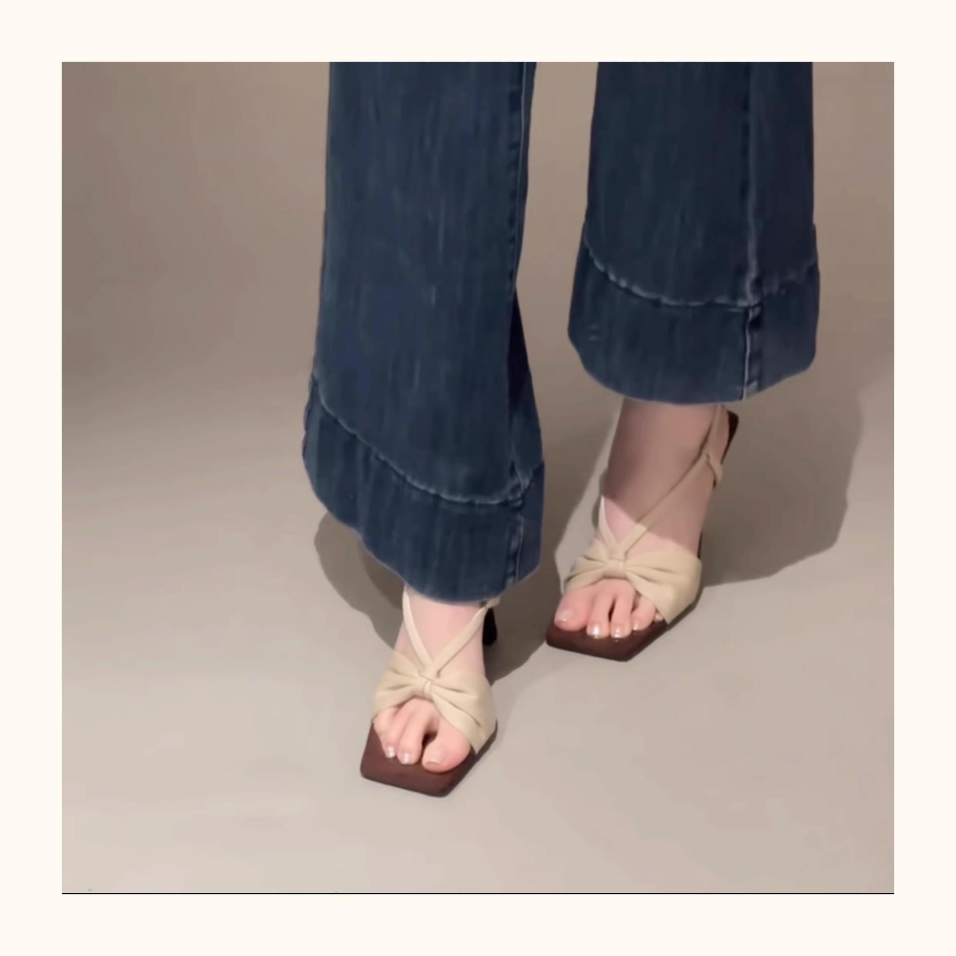 

2025 summer new French fashion stiletto high heels femininity square head bow high heels sandals women 35