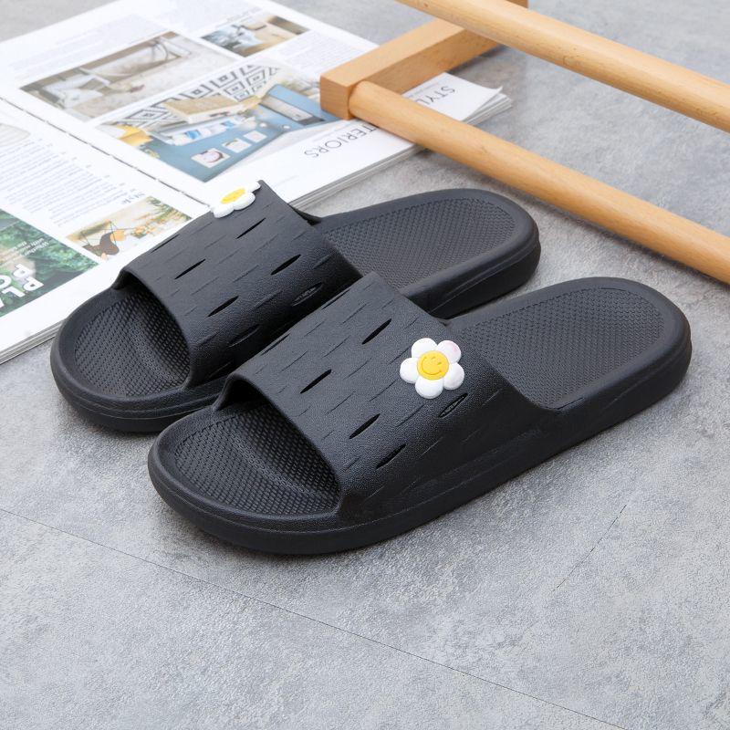 Halkfria Röda PVC-sandaler för Kvinnor: Bekväma Fritidssandaler för Daglig Utomhusbruk