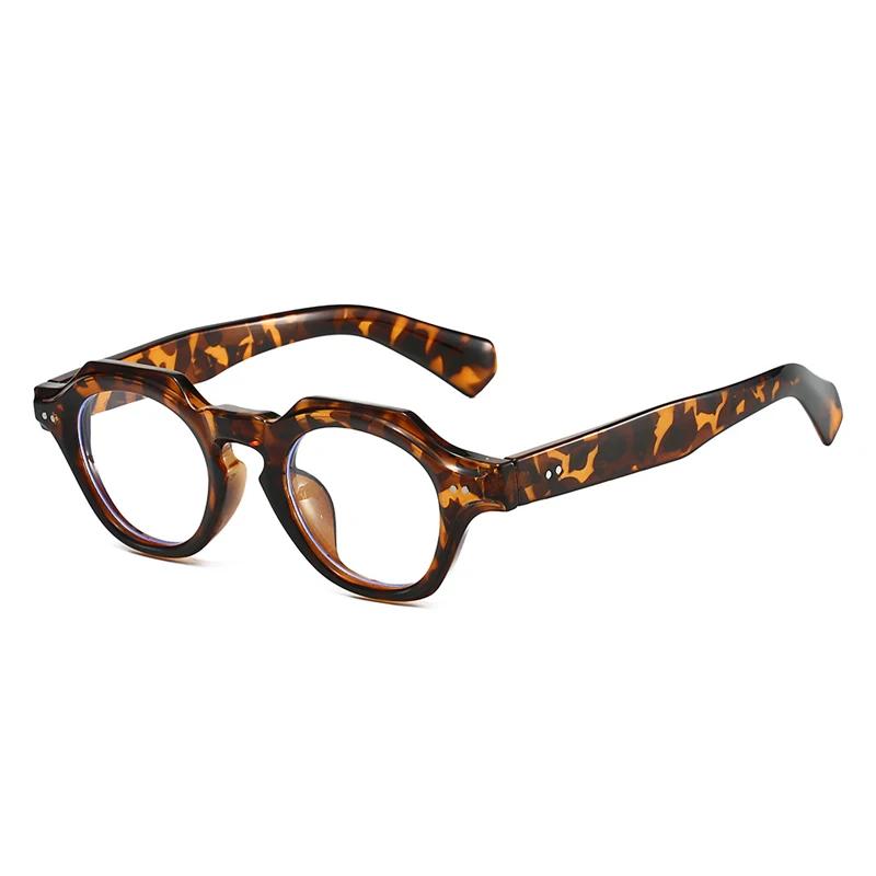 New Fashion Small Polygon Square Sunglasses Women Retro Rivets Shades UV400 Men Red Blue Sun Glasses