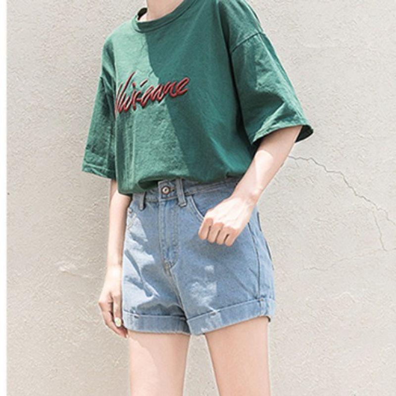 Sweet White Summer New High Waist A Word Slimming Flanging Casual Straight Three-Point Demin Shorts Hot Pants All-Matching