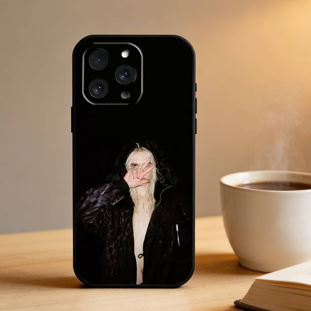

Singer 2hollis A-Albums Phone Case For iPhone 16,15,14,13,12,17,Pro Max,Plus Silicone Black Case iPhone13PROMAX