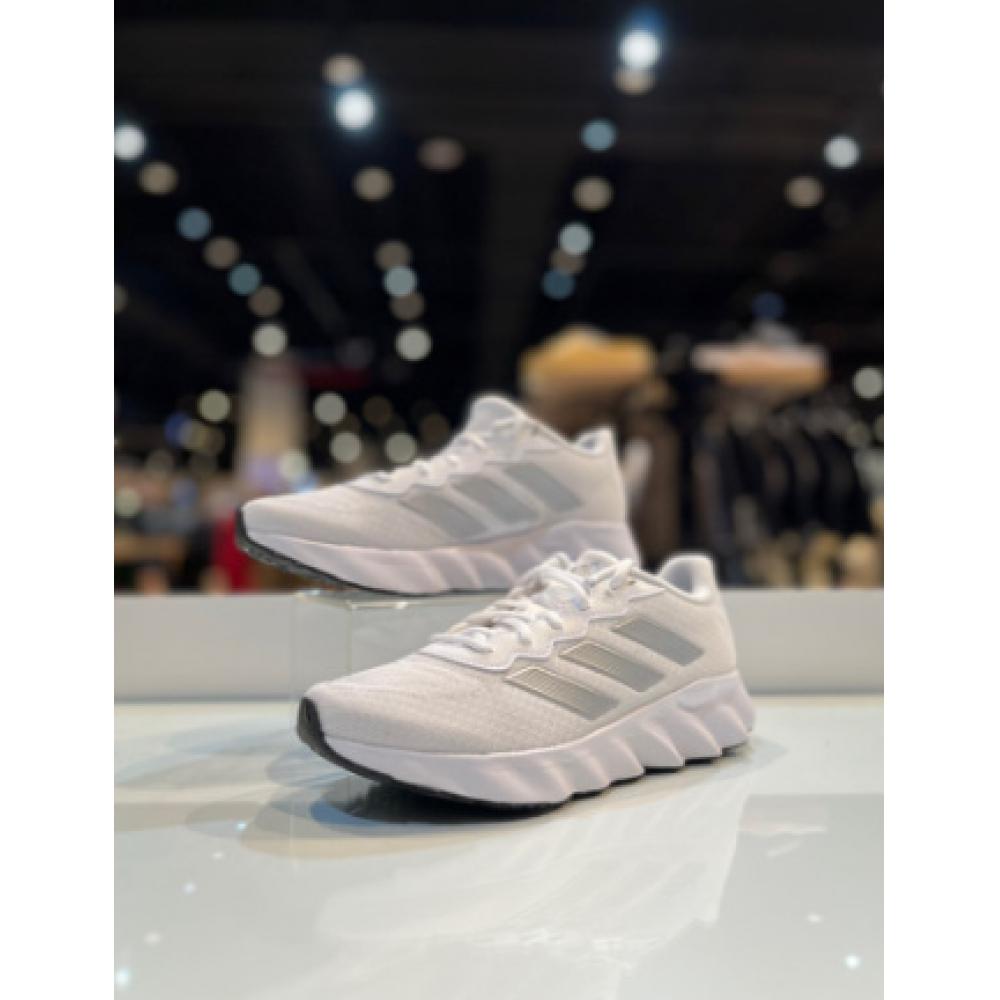 

Женские беговые кроссовки adidas ID5257 SWITCH MOVE W Switch Move