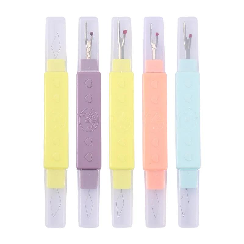 Portable Sewing Needle Threader Seam Ripper 2-in-1 Dual Purpose Sewing Tool Home Thread Cutter Double Head with Protective Cover