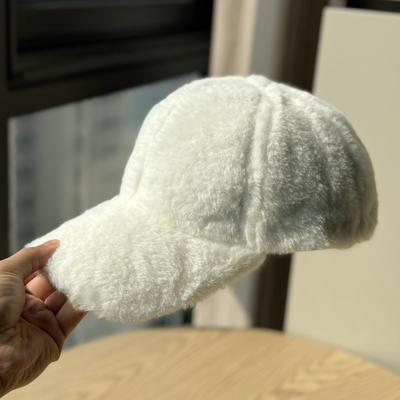 Korean-style Rabbit Fur Baseball Cap for Women, Warm Solid Color Hat for Autumn and Winter, Versatile Plush Cap for Men, Makes the Face Look Smaller,