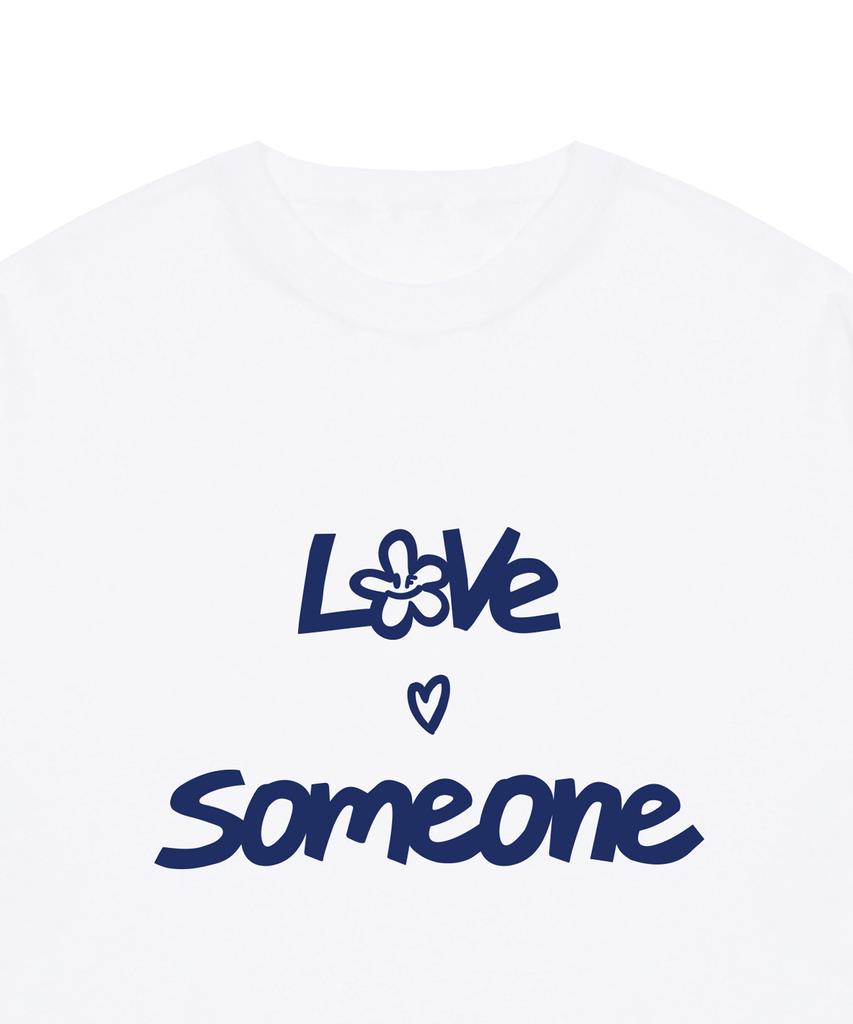 GRAVER [Unisex] Love Someone Short Sleeve T-Shirt_White/Navy Logo