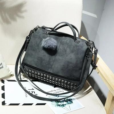 Promotion of New Handbags Spring and Summer European and American Fashion Ladies Shoulder Slung Rivet Handbags