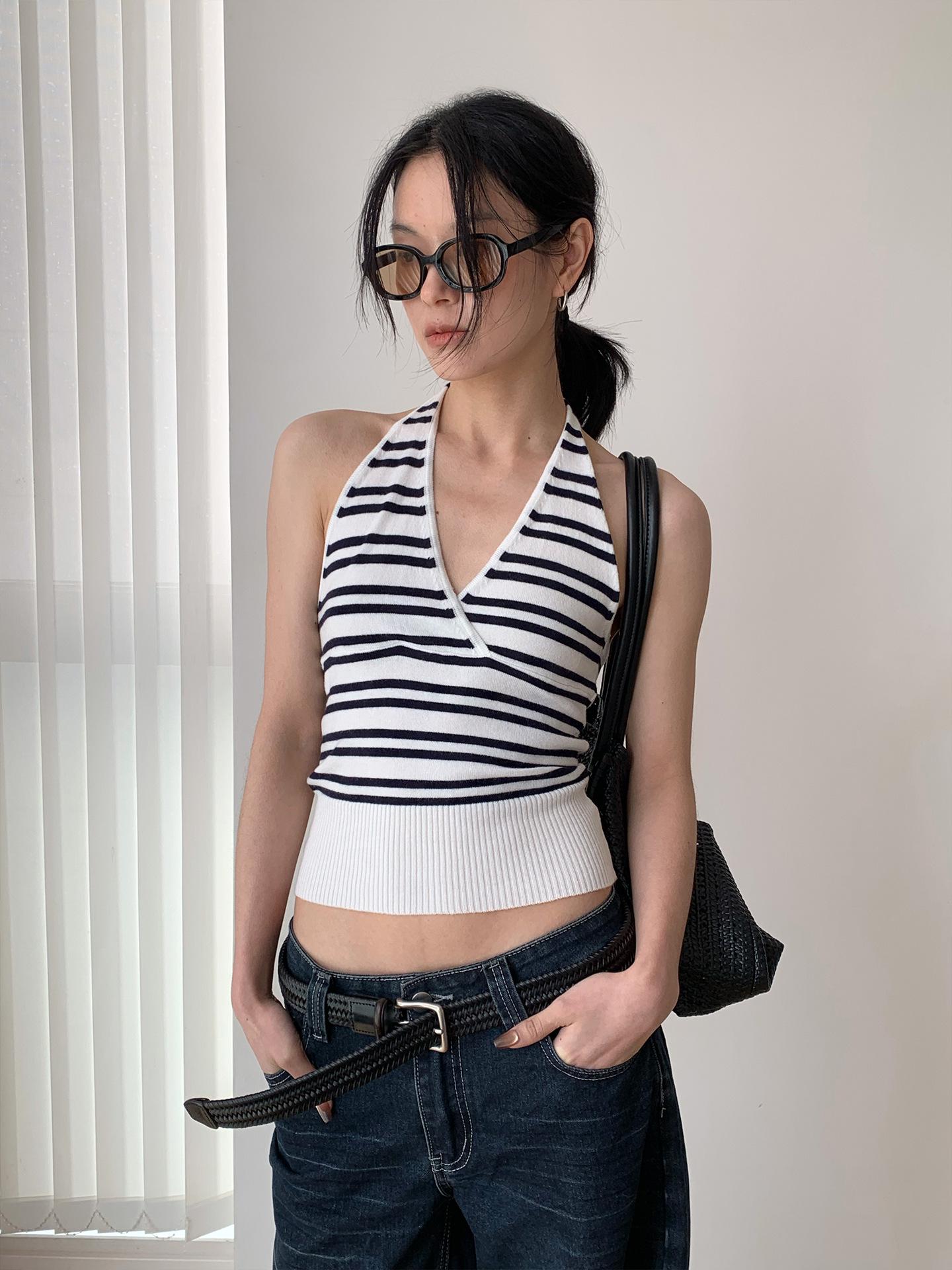 Dorothy 2026 Striped Halter Tank Top: Women s V-Neck Sleeveless Knit Vest for Spring/Summer. S