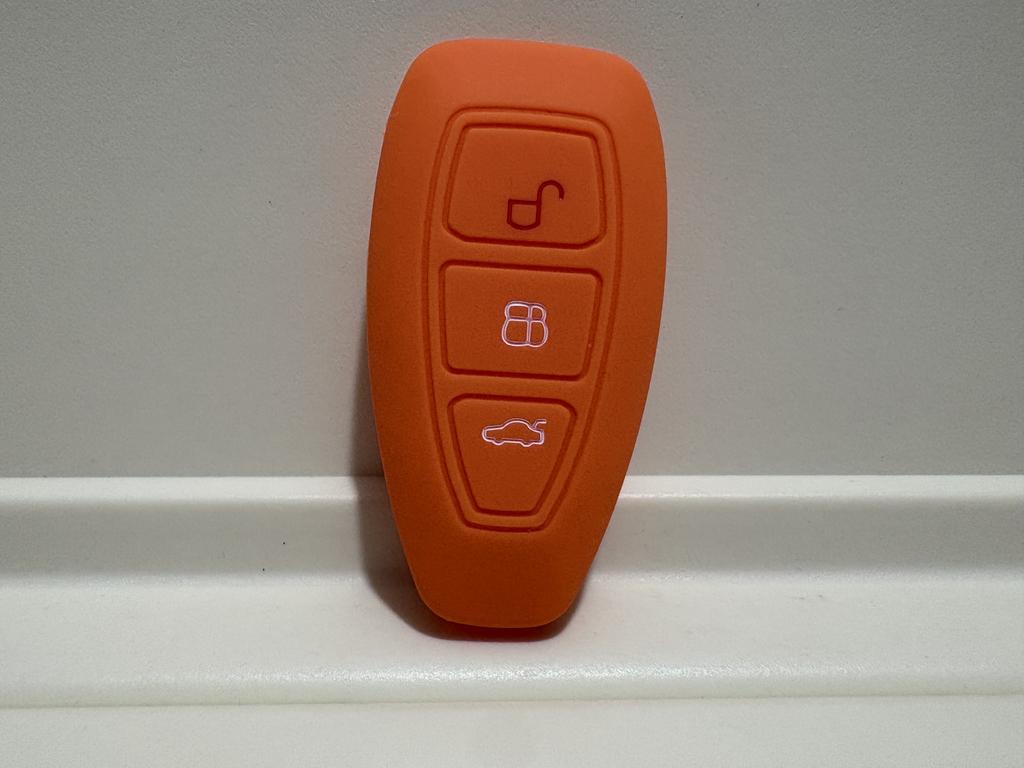 1Pc New 3 Button Silicone Car Key Case Cover For Ford Focus 3 MK3 Mondeo Fiesta Kuga Escape Ecosport 2013 2014 Smart Style Shell