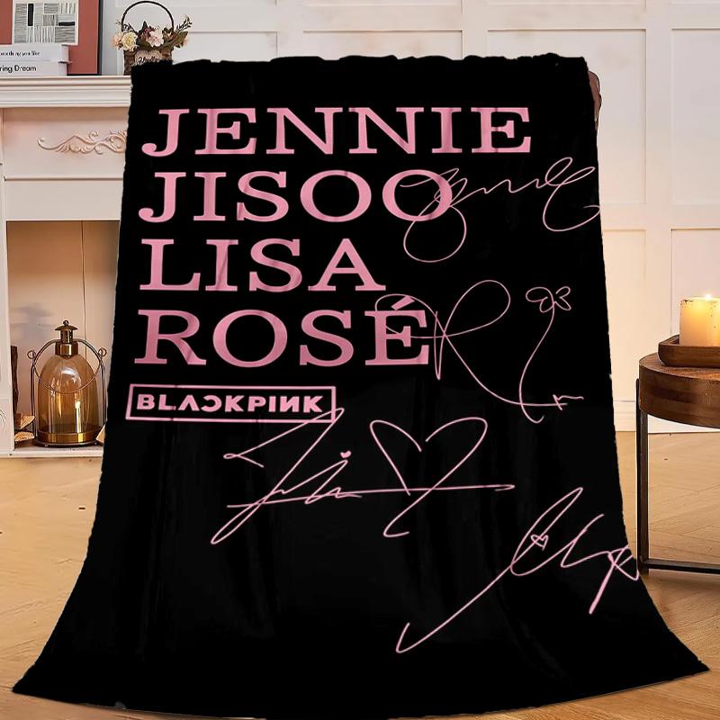 1PC Black And Pink Fashion Flannel Blanket Gift, Suitable for Both Men And Women, Soft Ideal for Beds And Sofa, Birthday Or Christmas Gift