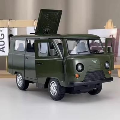 1:18 Maßstab Russischer UAZ TRAVELER Auto Modell Spielzeug Metall Diecast Rückzug Sound Licht Kombi Van Modelle Ornamente Geschenke