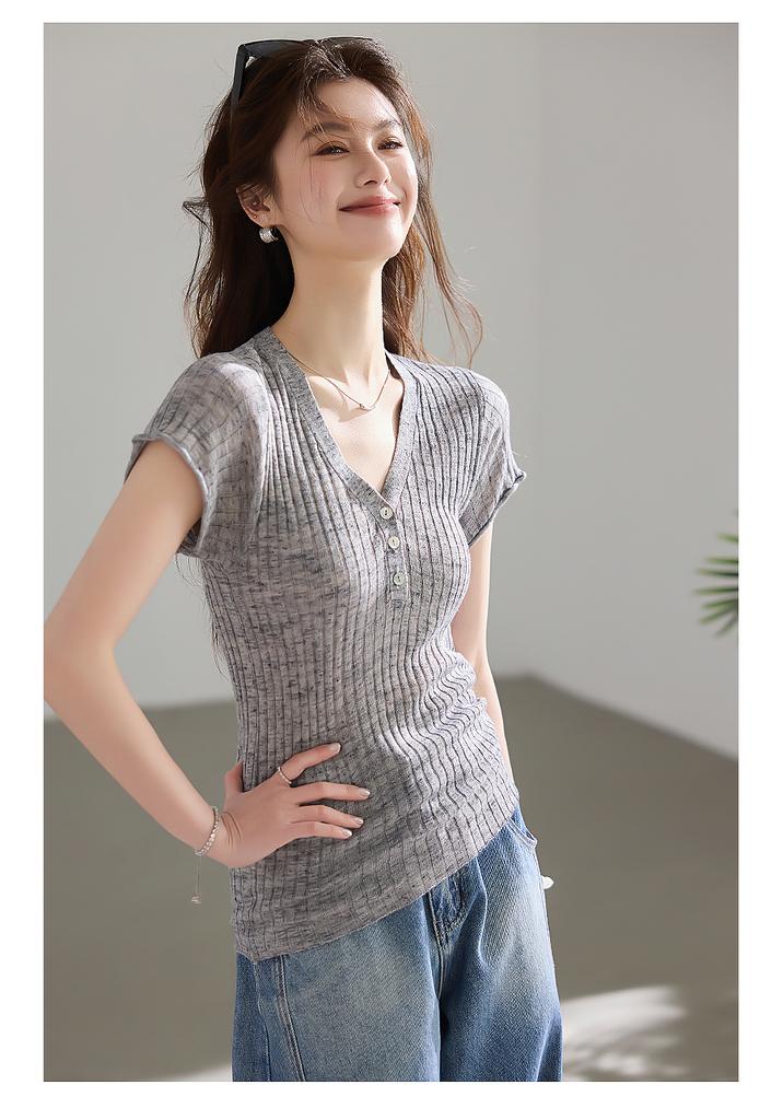 __ Natural Ensemble __ Series V-neck Short-sleeved Linen Knitted Shirt
