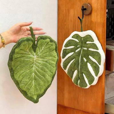 Creative Leaf Hand Towel Absorbent Wall Hanging Kitchen Soft Towel Bathroom Accessories Handkerchief Towel Home Wash Hand Towels