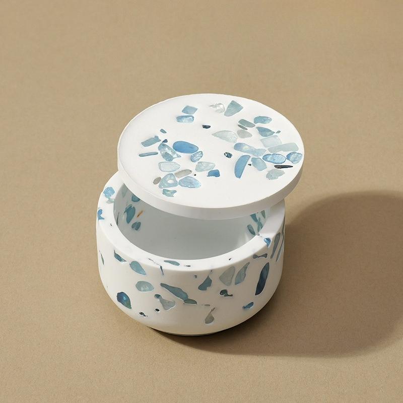 

Natural crystal crushed stone gypsum demagnetization bowl, crystal raw stone demagnetization bowl, jewelry storage box, home ornaments, handicrafts blue