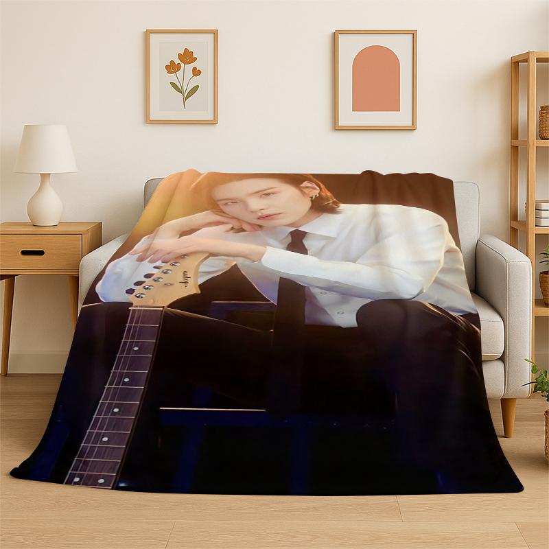 Kpop BBTS SUGA Agust D Yoon Gi Flanelldecke Weiche Warme Überwurfdecke für Schlafzimmer Wohnzimmer Bett Reisen Camping Picknick Geschenk