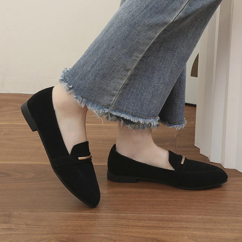 Damen Schuhe im Angebot 2024 Herbstmode Flach Lässig Bequem Einfarbig Spitz Zehenbereich Damen Flache Walking Slipper