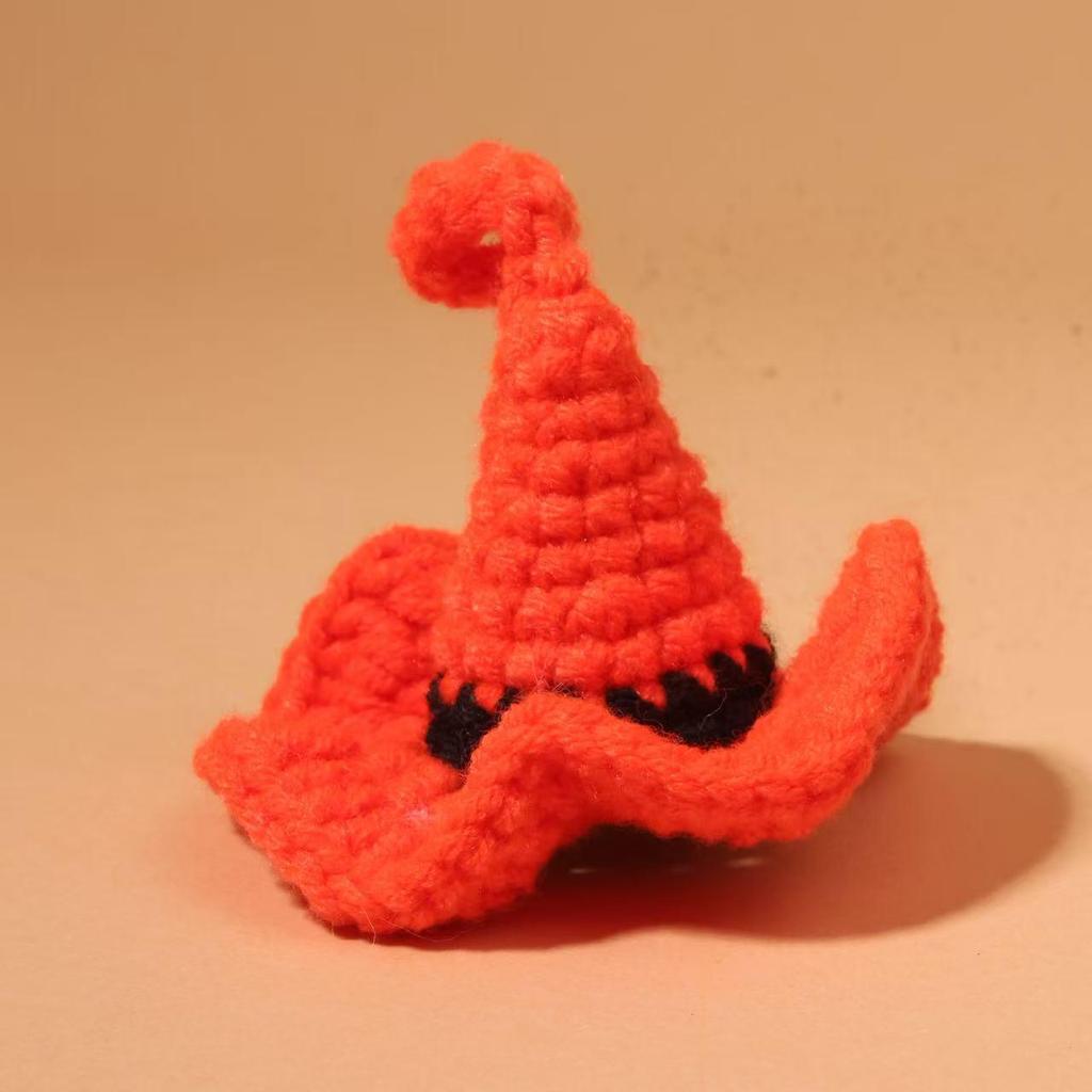 Valentine's Pearl Desktop Goose Set with Mini Knitted Hat & Adjustable Wings Clothing
