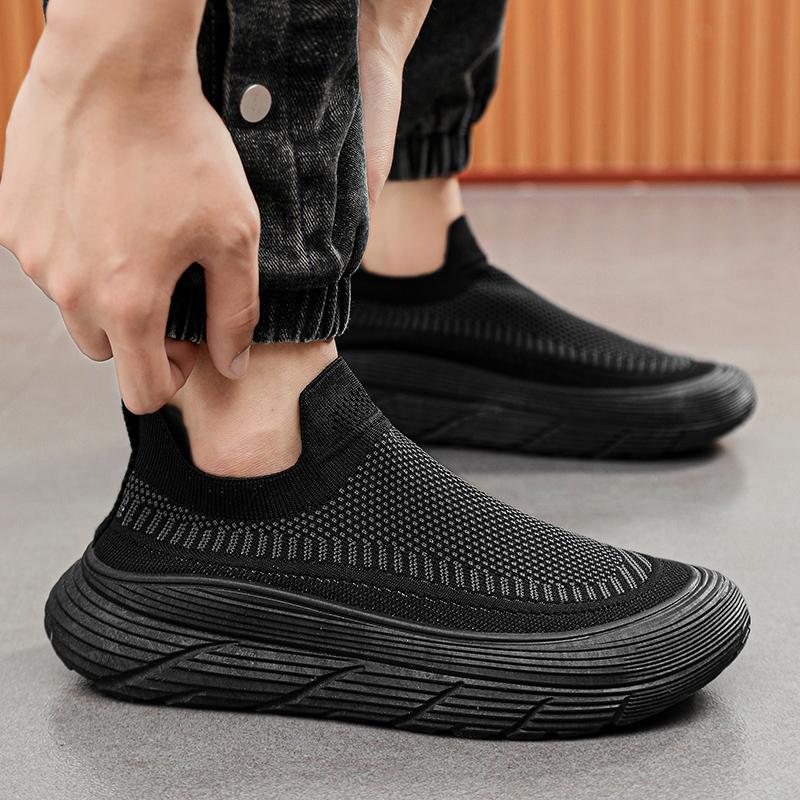 

Мужские кроссовки летние черные летящее плетение дышащая сетка zapatos hommes повседневные быстросохнущие мягкая подошва спортивная обувь дышащие уличные 44 чёрный