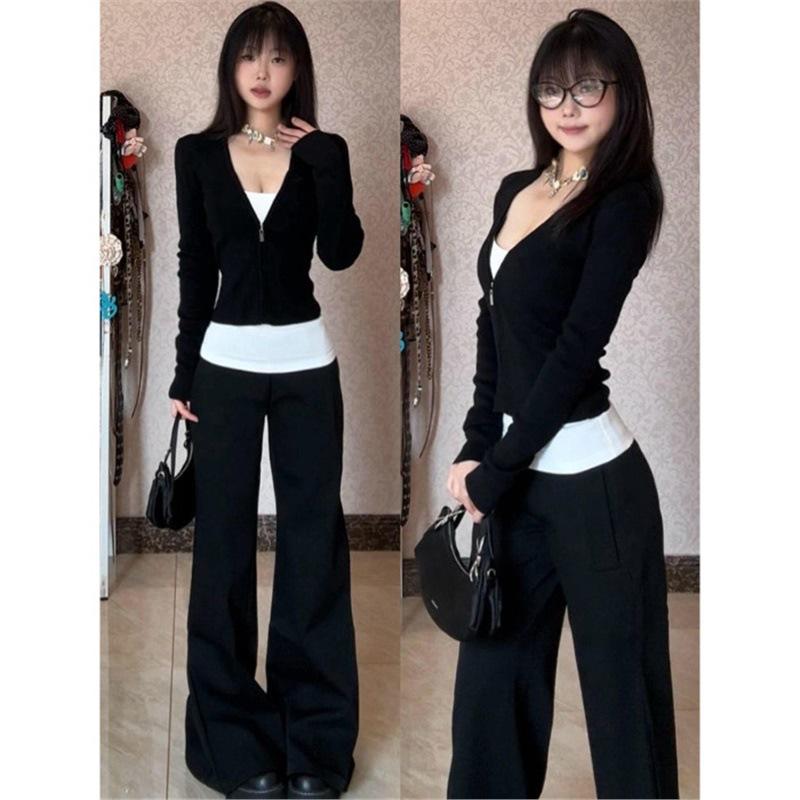 

Velvet Autumn/Winter Black & White Color Block Long-Sleeve Women s Slim-Fit Fake Two-Piece Niche Design Top Extra Large