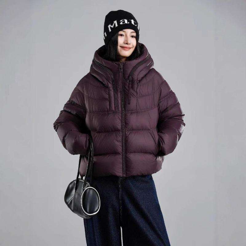 Modische kurze Winterjacke, kurze warme und dicke Kapuzenjacke, temperamentvoller lockerer Daunenmantel, neue Jacke, Damenbekleidung