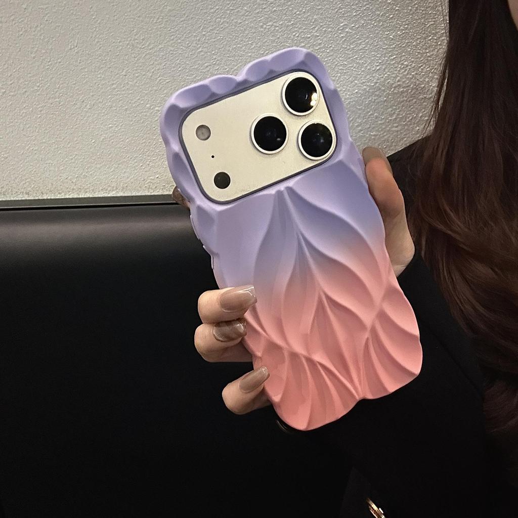 Electroplated Gradient Leaf Striped Case for iPhone 15/16/17 Pro Max