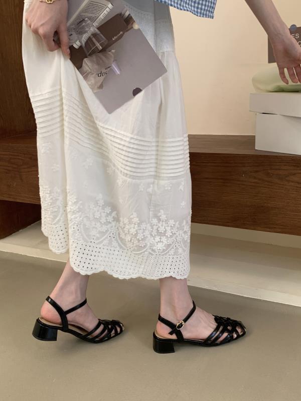 

Fashion Retro Woman Shoes Breathable Outside Sandals Summer Heels Original Closed Girls 2025 Fashion Scandals Slipper Rome Slides 35