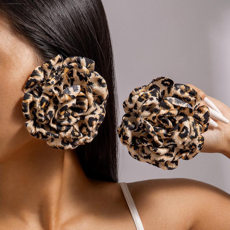 Accessories, autumn and winter fabric leopard print flower earrings, vintage earrings, earrings.