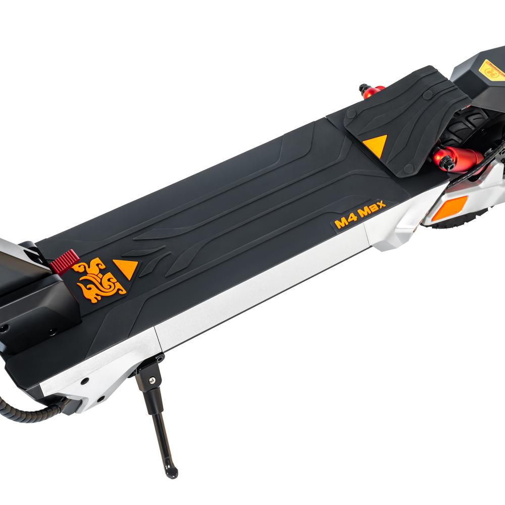 KuKirin M4 Max Electric Scooter, 800W,48V 18.2Ah, 45km/h, 64km Range, 10” Tyre, Dual Suspension, IP54, LCD Display, Foldable Design