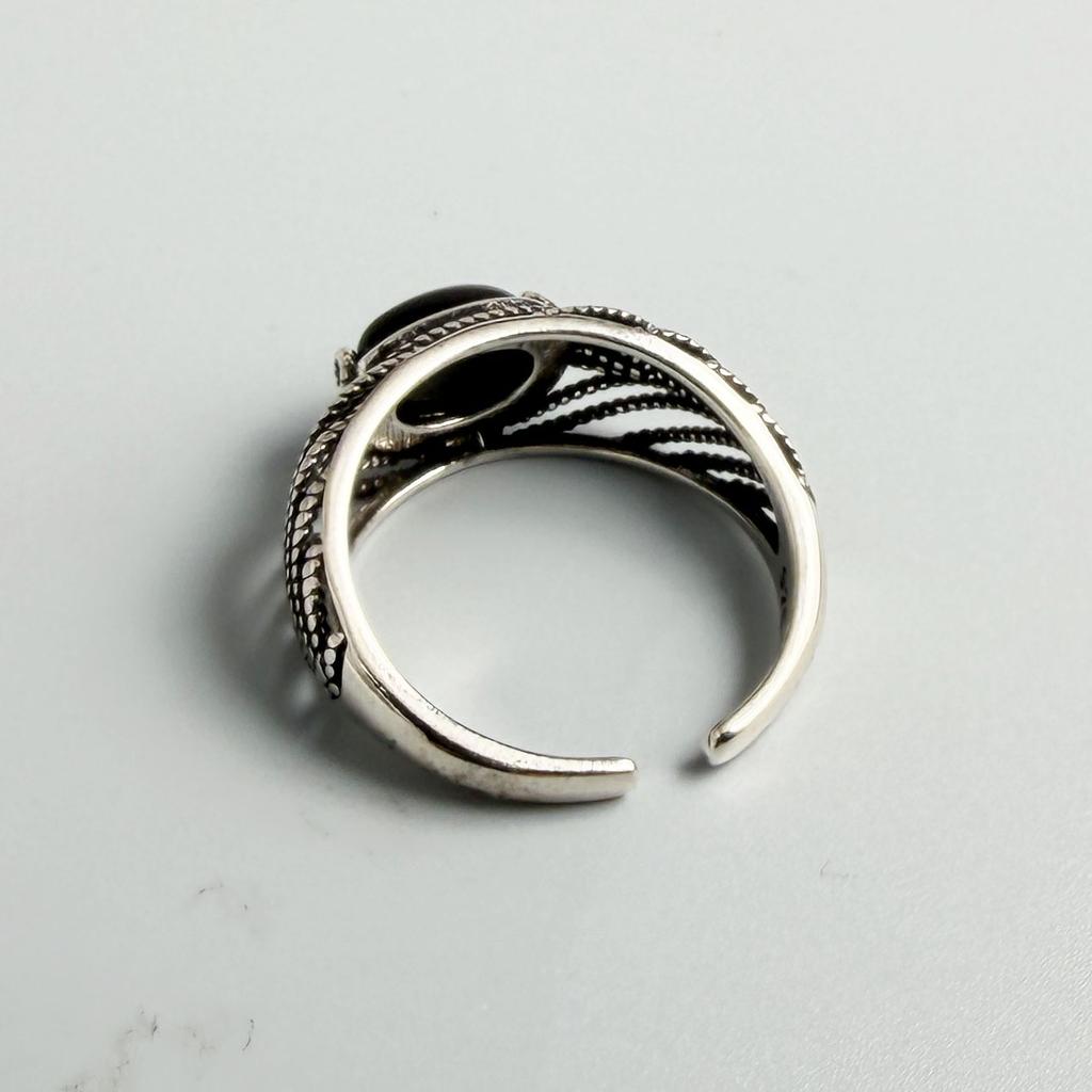 Bf Club   Copper Ring For Women Jewelry Hollow Leaf Black Stone Vintage Handmade Ring Allergy For Party Birthday Gift