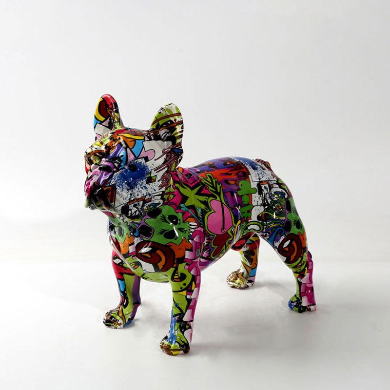 Statuie Rășină Bulldog Francez Colorat Stil Graffiti Figurină Câine pentru Raft Desktop sau Decor Cameră Ornament îndrăzneț pentru Iubitor de Animale de Companie Cadou