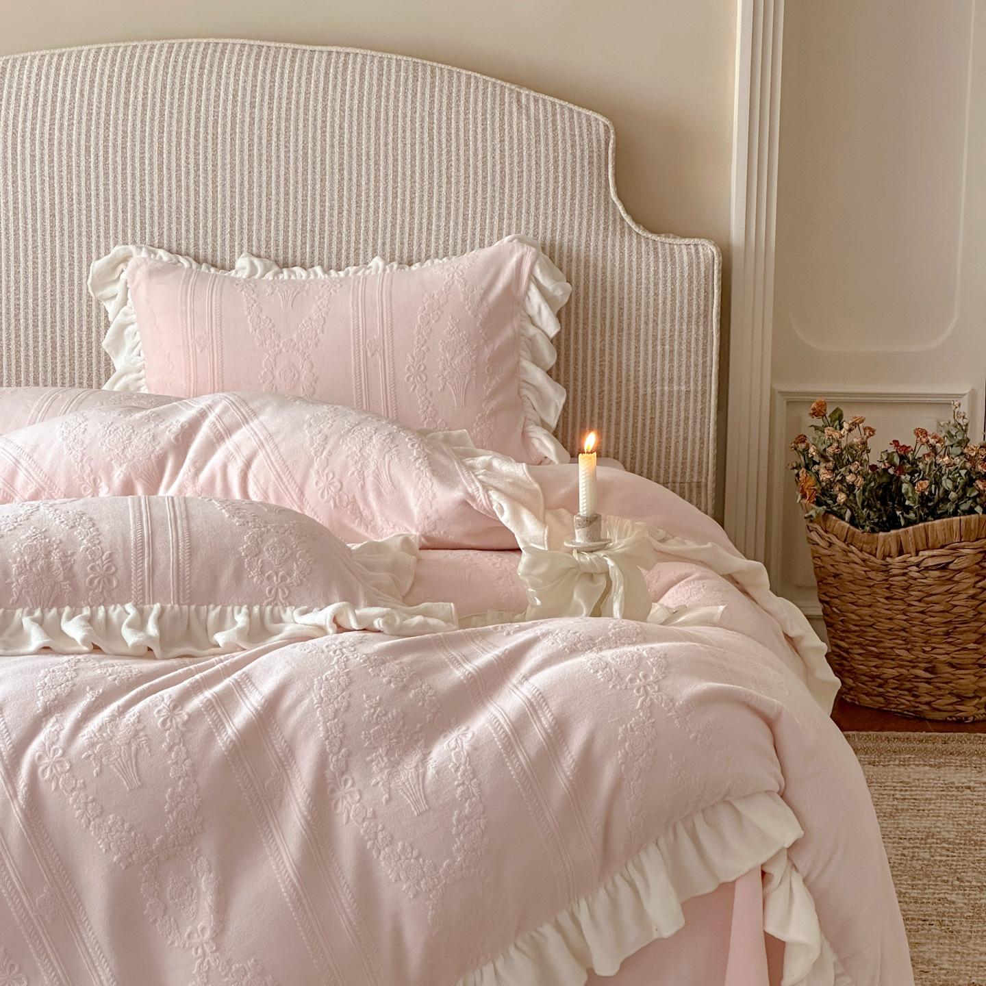 

Thickened Milk Fleece Carved French Ruffle Four-Piece Set Sheet 1.2 3pc- Quilt Cover 150x200