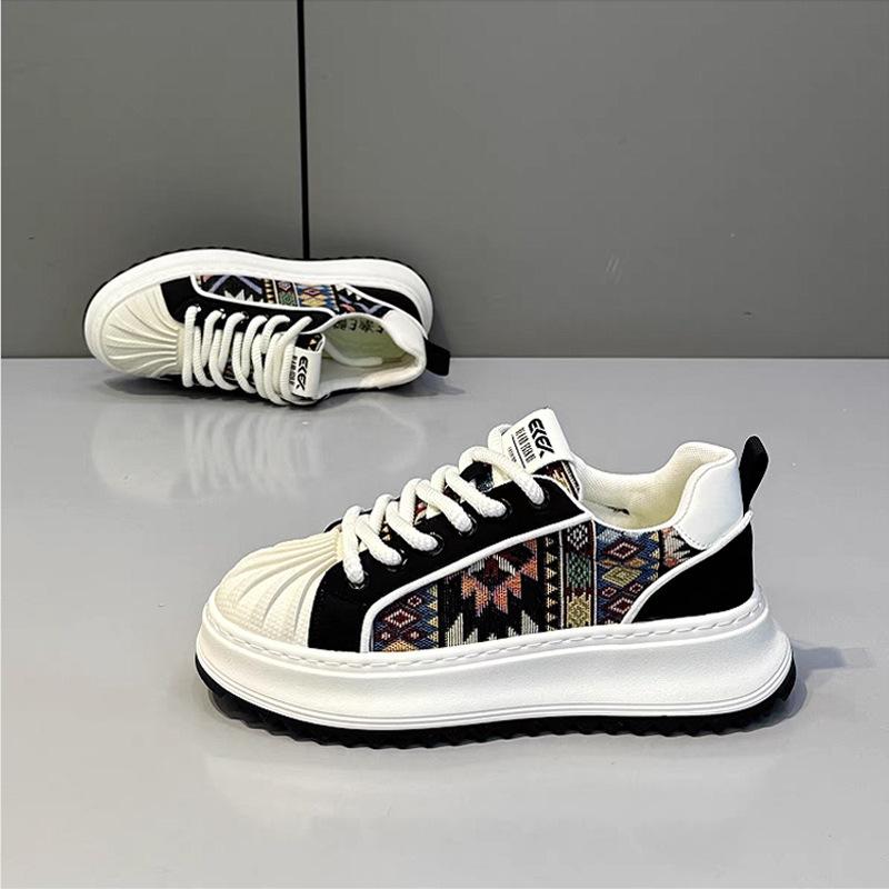 

Мужская обувь 2025 осень новая нишевый дизайн обувь на мягкой подошве корейская версия толстая подошва увеличивающая рост мужские повседневные кроссовки папины кроссовки 44