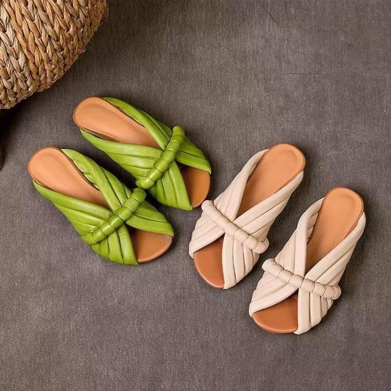 Fashion Summer New Low Heels Women Fashion Round Head = Open Toe Shallow Mouth Woven Soft Sole Anti-wear Slip-on Slippers