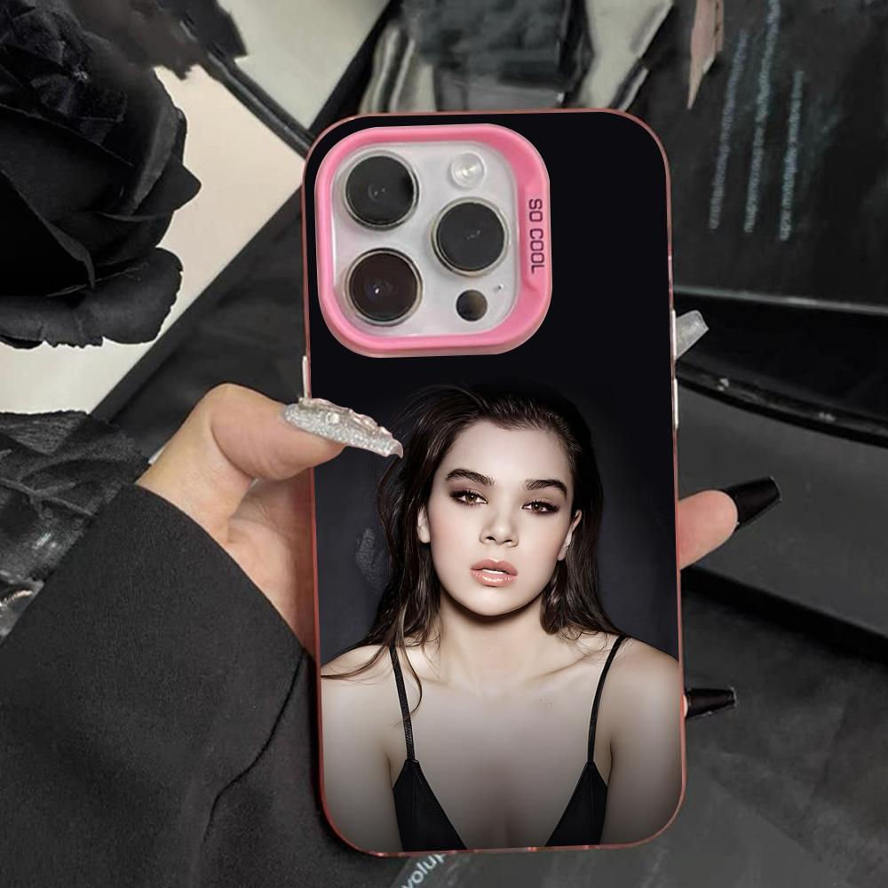 Hailee Steinfeld Pink Translucent Mobile Phone Case for iPhone 17 16 15 14 13 12 11 X XR XS 8 7 Air Pro Max Plus Colorful Cover