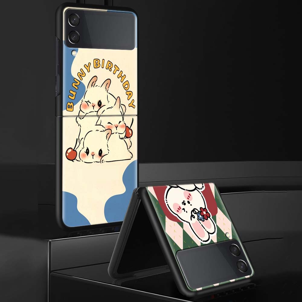 Cartoon Cute Little Rabbit Phone Case For Samsung Galaxy Z Flip 7 6 5 4 3 5G Cover ZFlip7 ZFlip6 ZFlip4 ZFlip5 ZFlip3 Coque Fund