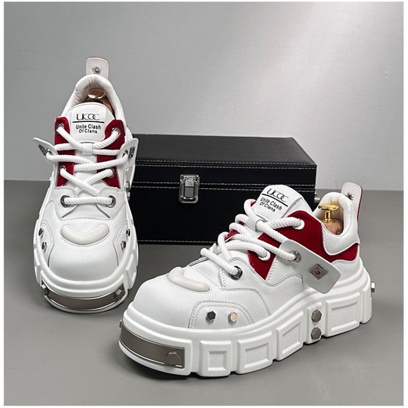 Autumn New High-end Thick-soled Punk Willow Nails Men's Invisible Inner Height-increasing Men's Shoes