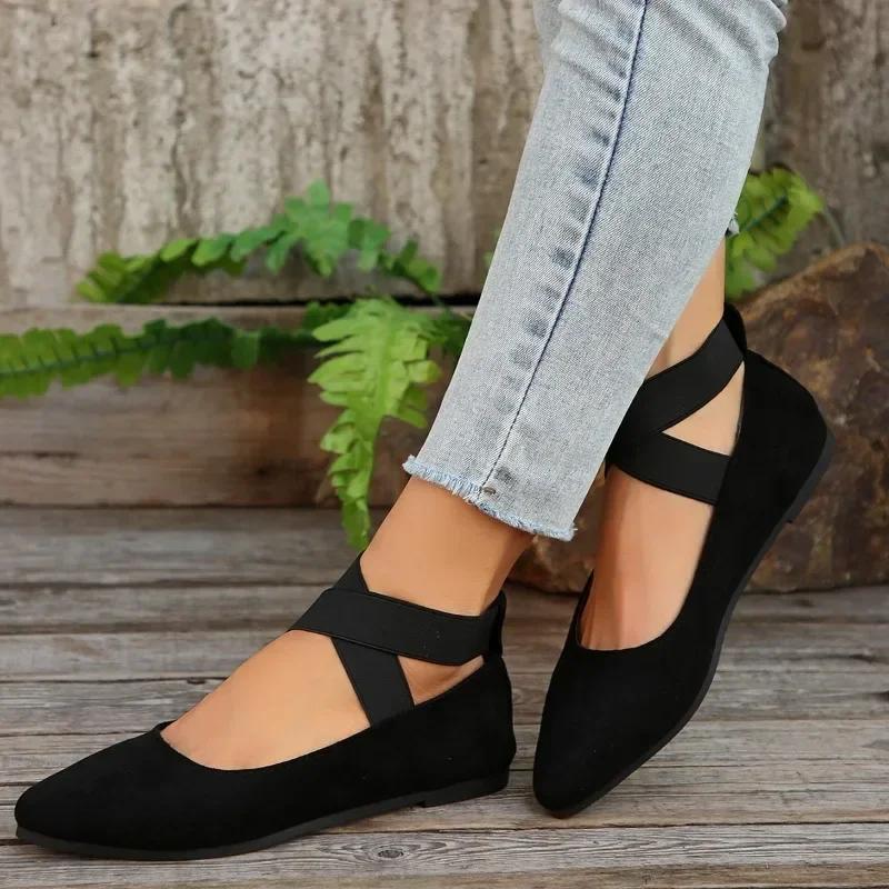 Fashionable and Breathable Summer Mesh Lightweight Mother Shoes Slip on Flat Casual Non Slip Sports Vulcanized Shoes for Women