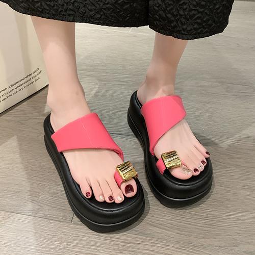 

Модные повседневные пляжные тапочки на танкетке для женщин, новые летние нескользящие сандалии на платформе, женские с открытым носком, удобные женские шлепанцы с застежкой-липучкой 39 розовый