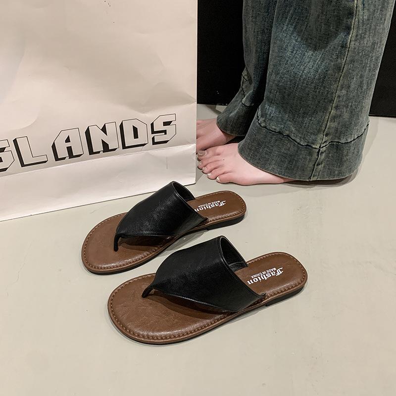 Soft-soled clip-toe flip-flops women's summer wear new beach vacation fashion flat sandals shoes