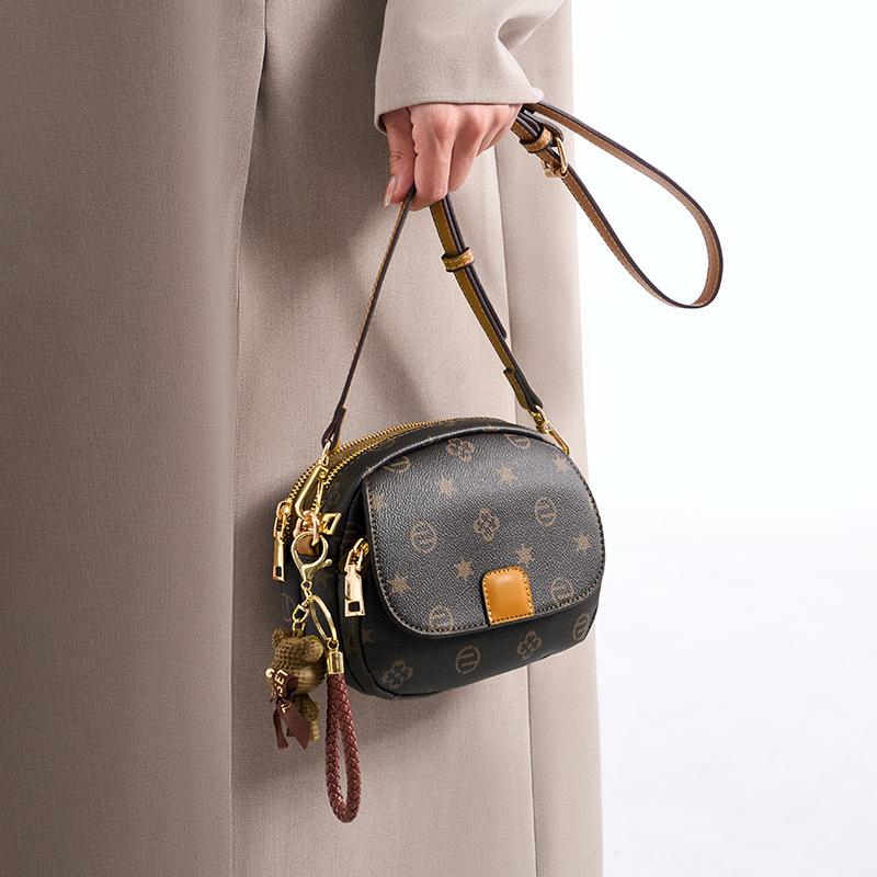 Bag Women's Bag Single Shoulder Crossbody 2025 Autumn and Winter New Old Flower Model Versatile Simple High Sense Fashion Trend Women