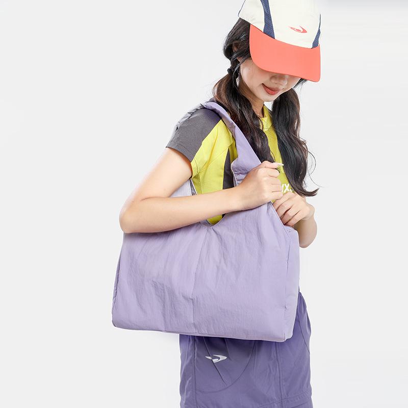 Large capacity bag women's fashion casual simple shoulder underarm bag niche design commuter bag