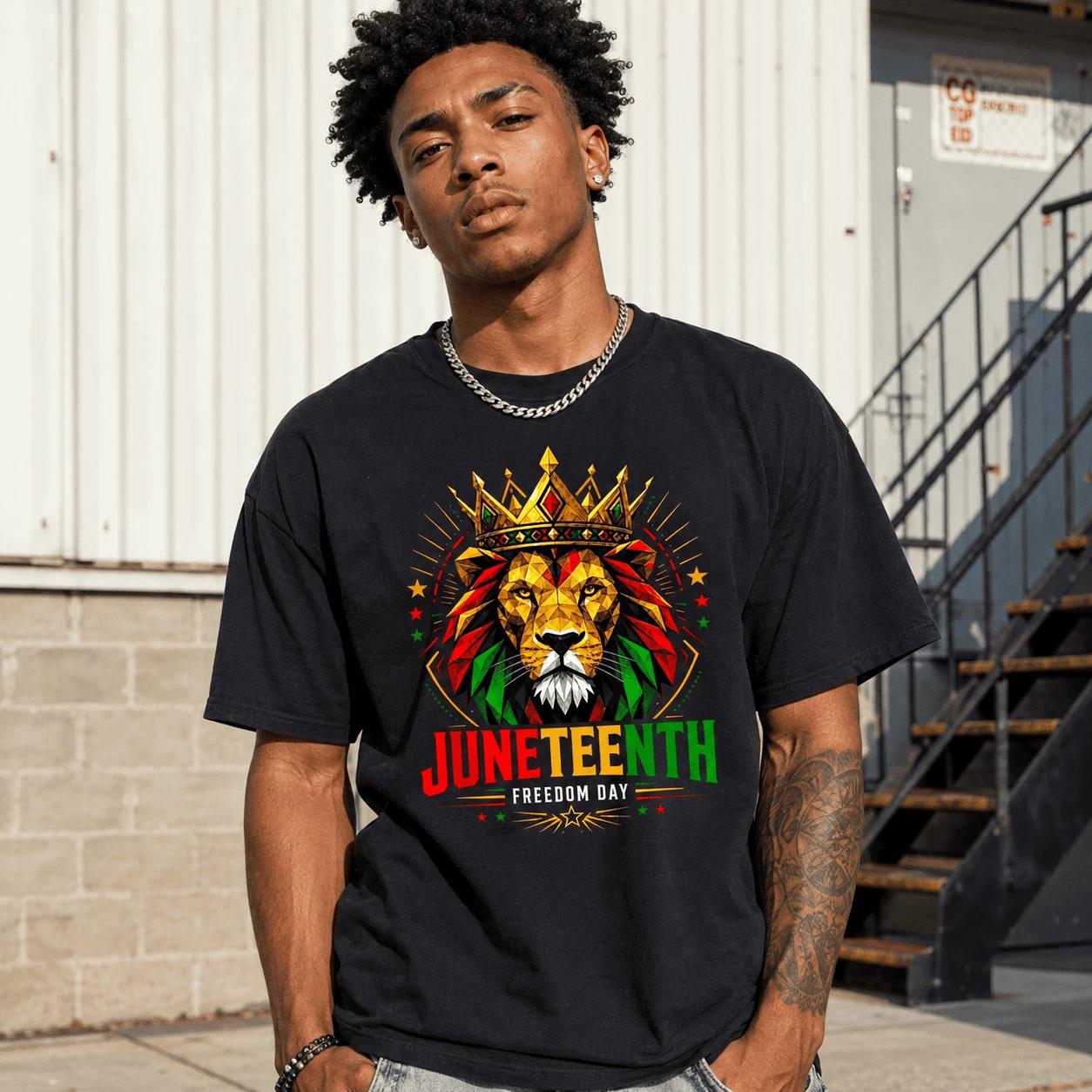 Juneteenth 1865 Black History Lion Freedom Afro Pride Men s T-Shirt XXL