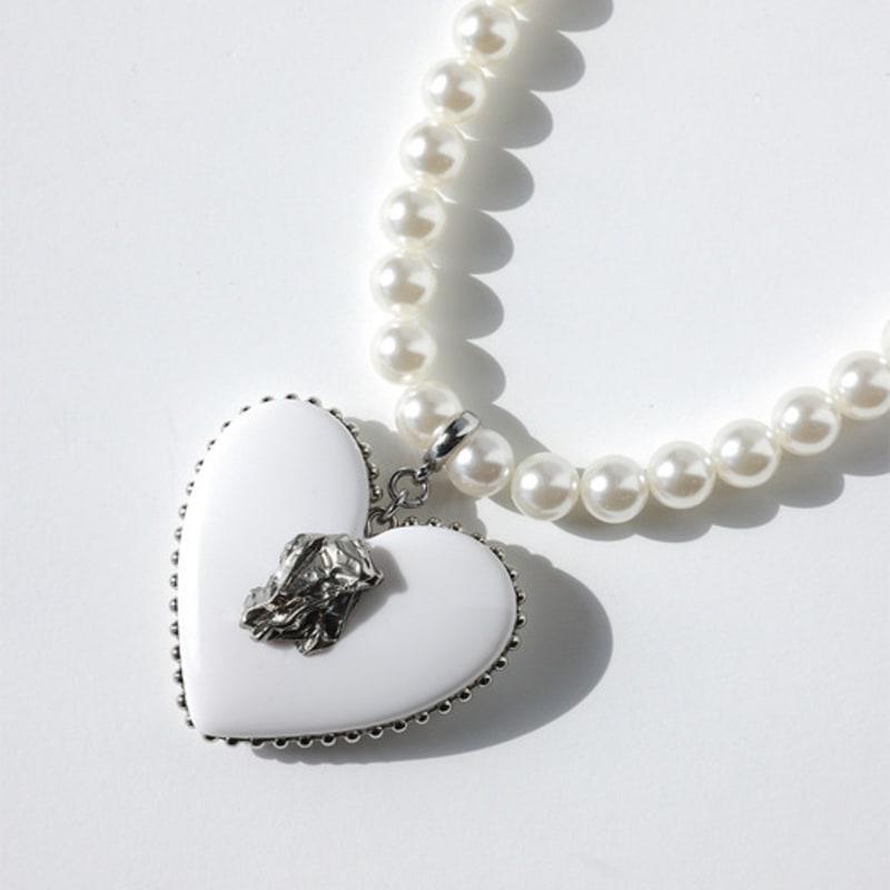 VERRYTASTE Heart Pendant Pearl Necklace - White
