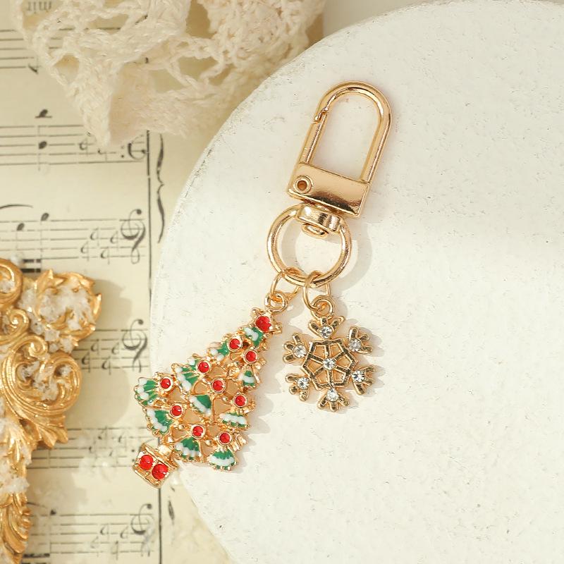 Popular Christmas Decorations: Keychains, Pendants, Ornaments, and Phone Charms for Car Keys and Tree Décor